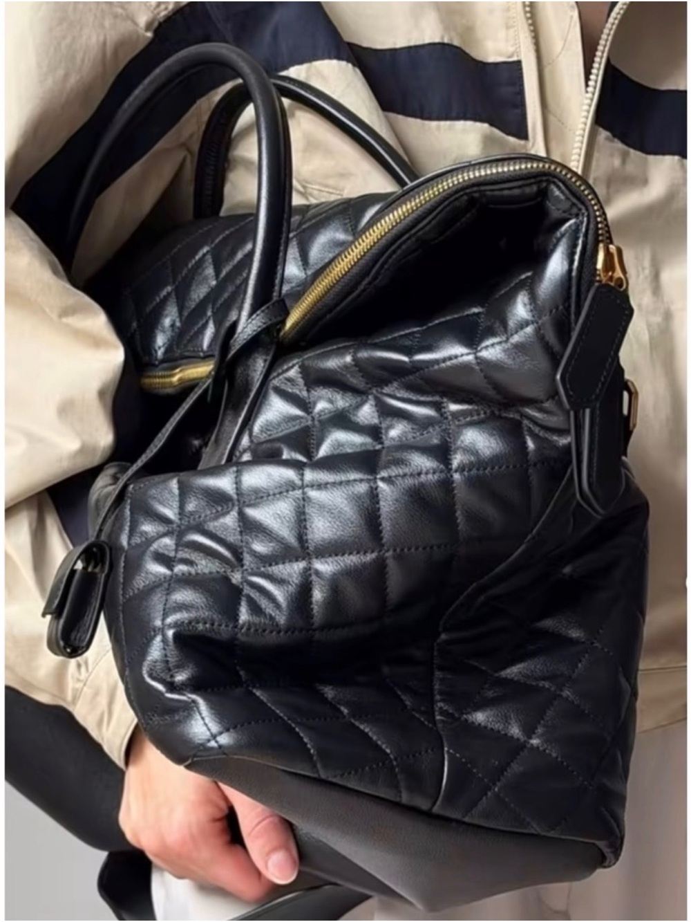 Saint Laurent Black Quilted Leather Large Tote Weekend Bag - Picture 4 of 7